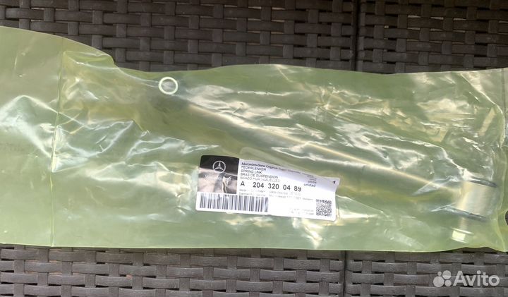 Стойка стабилизатора R GLK-Class Mercedes-Benz