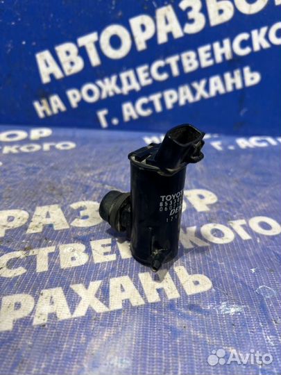 Моторчик омывателя лобового стекла Toyota Corolla