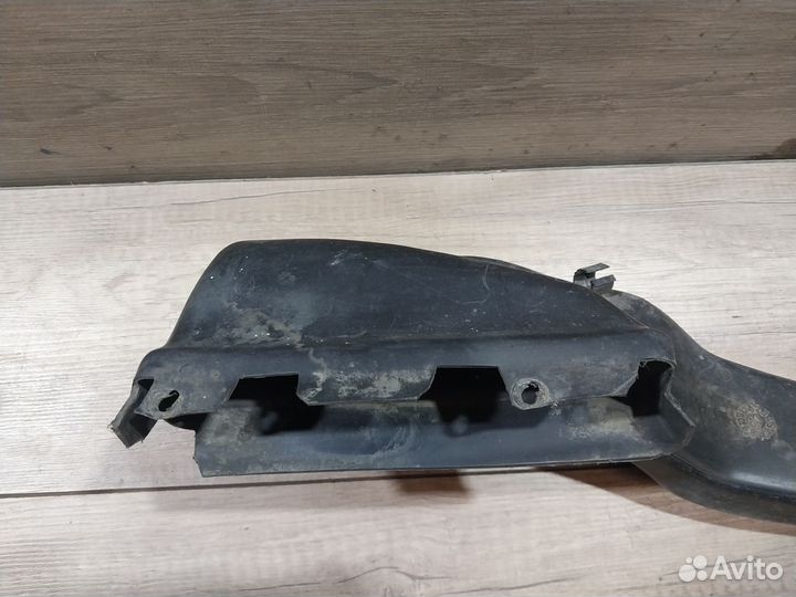 Воздухозаборник Audi A3 8L патрубок воздушного