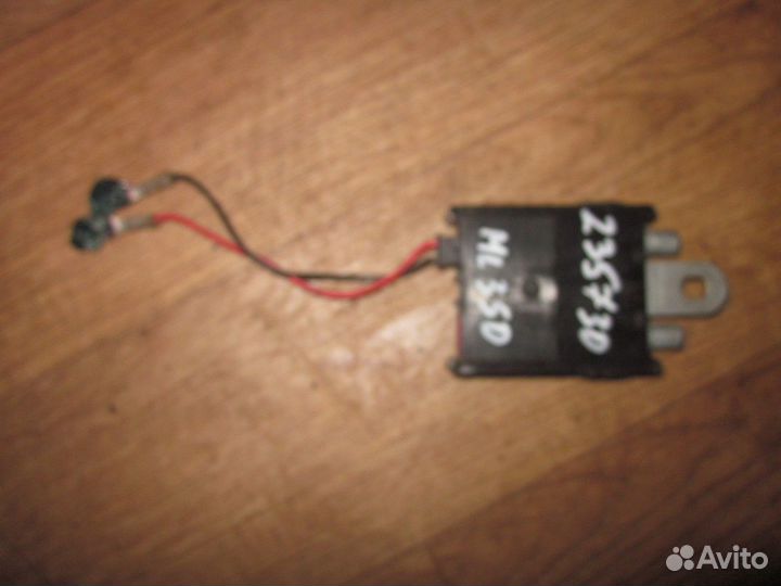 Антенна (Mercedes-Benz M-class)