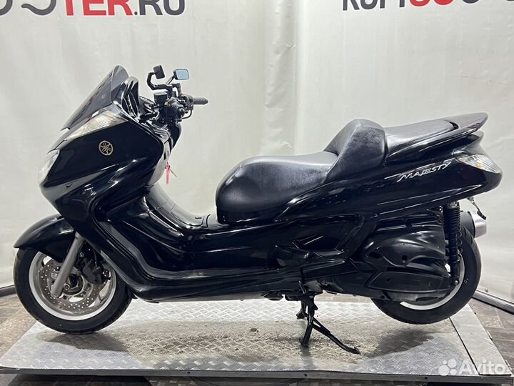 Максискутер Yamaha Majesty 400
