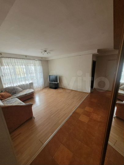 3-к. квартира, 80 м², 3/5 эт.