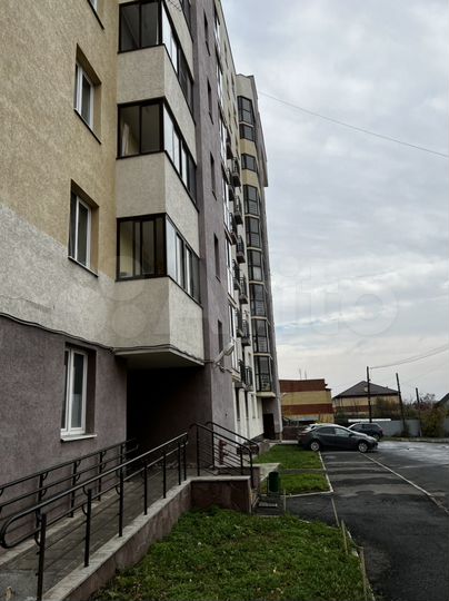 2-к. квартира, 52 м², 3/10 эт.