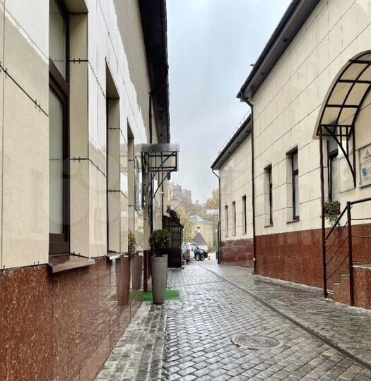 Офис в особняке класса В, 334 м²