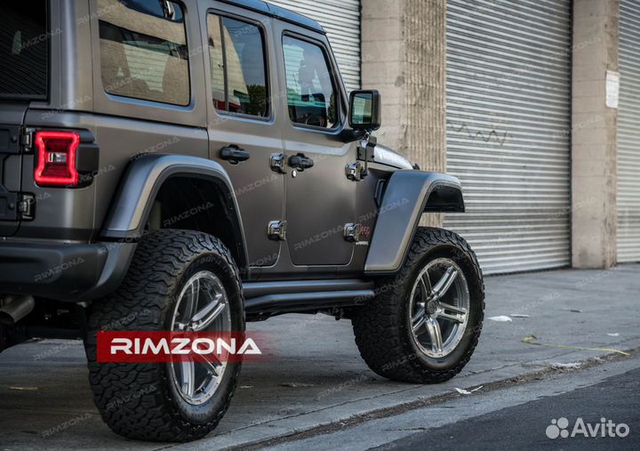 Кованые диски R20 на Jeep Wrangler