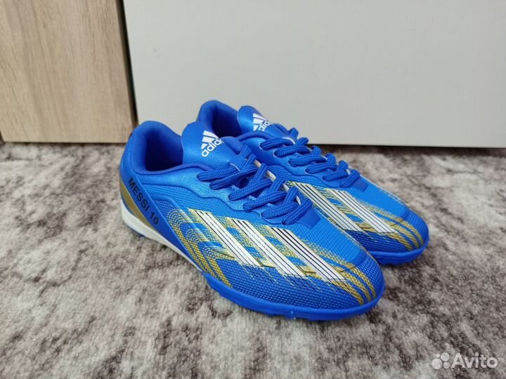 Бутсы сороконожки adidas