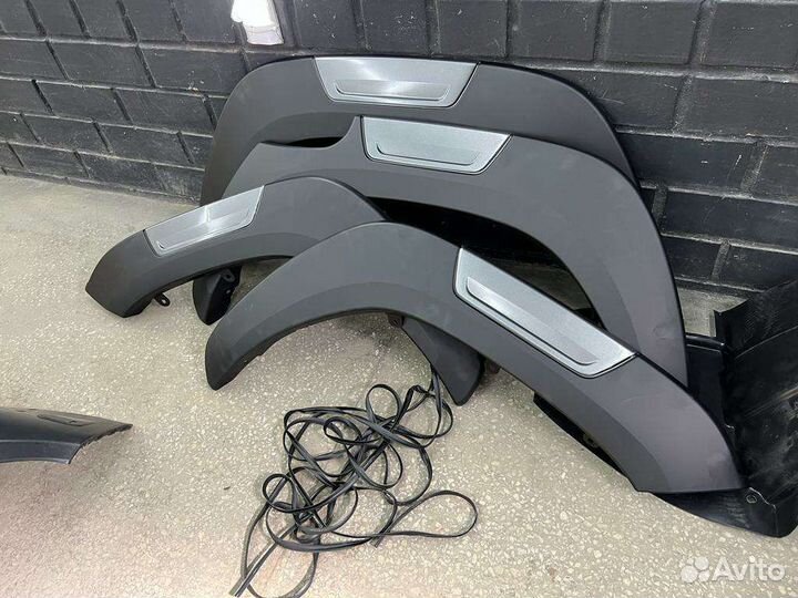 Комплект для переделки Toyota Hilux Black Onyx