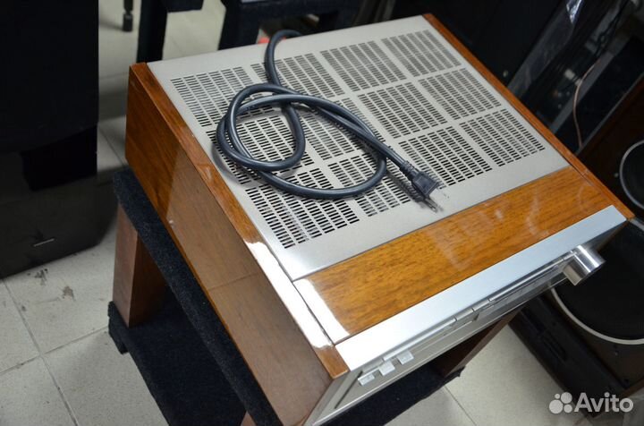 Усилитель топовый интегральный Yamaha A- 2000a