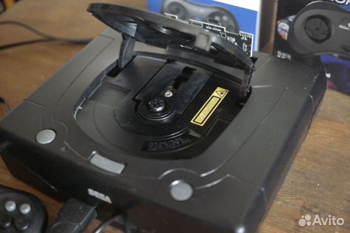 Sega Saturn полный комплект + flash картридж