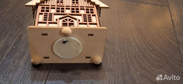 Деревянная композиция с подсветкой