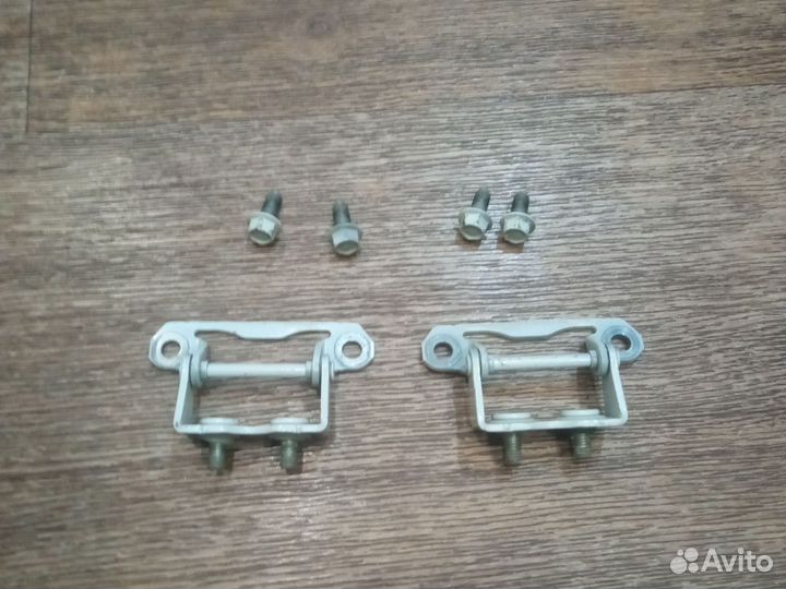 Петли крышки багажника Subaru forester 2014 г