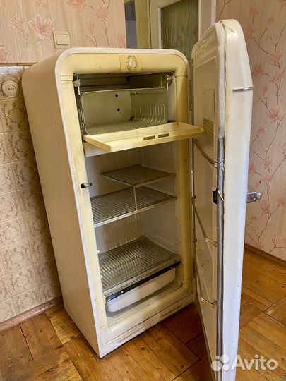 Холодильник ЗИЛ