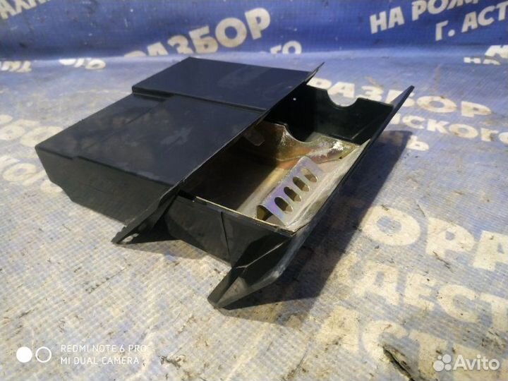 Пепельница Ваз Лада 2107 седан 2106 2000