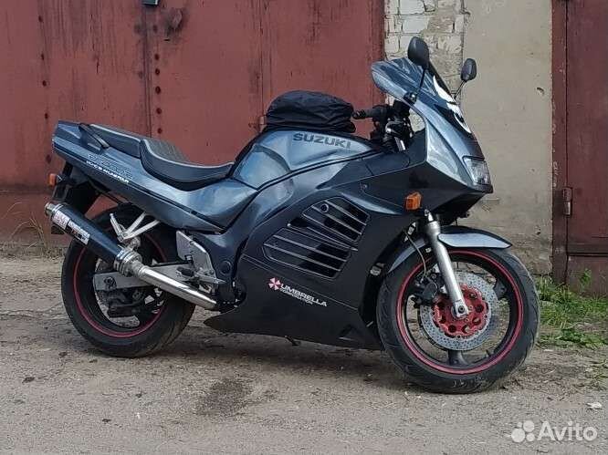 Suzuki RF 400 VC
