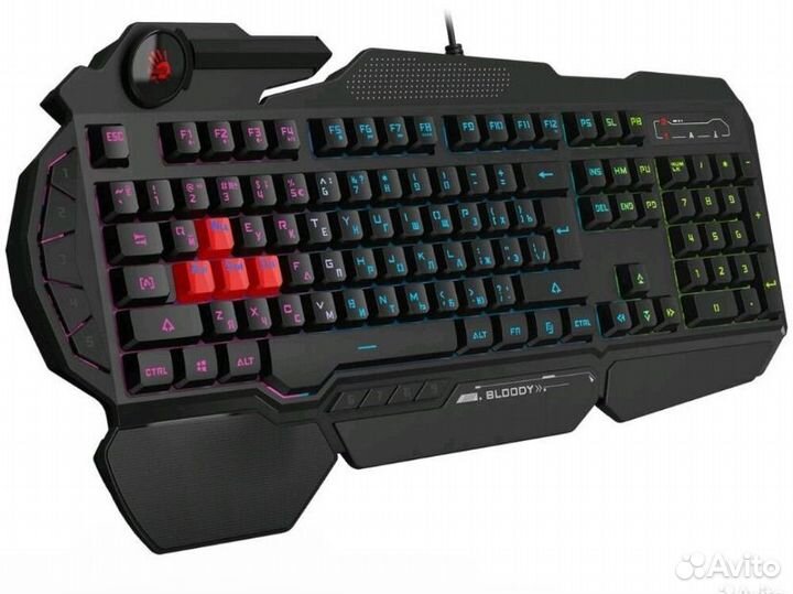 Игровая клавиатура и мышь наушники коврик bloody