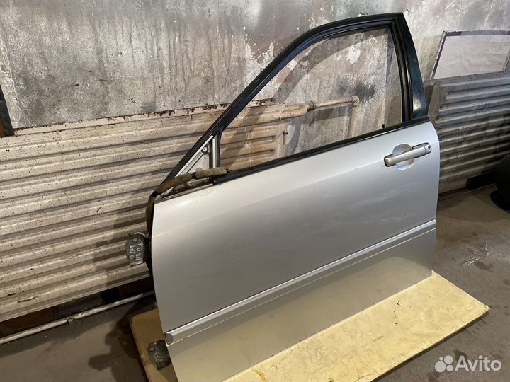 Дверь в зборе Honda Torneo