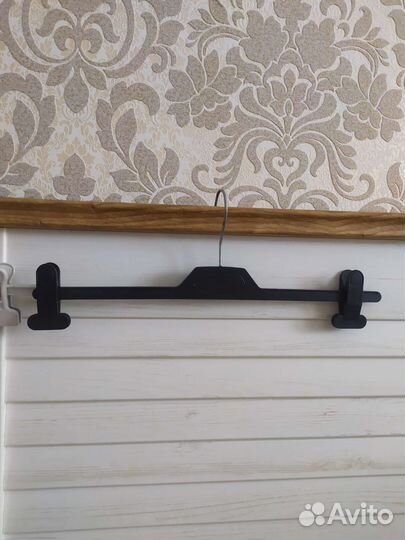 Вешалки плечики