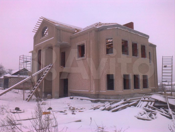 Коттедж 380 м² на участке 11 сот.