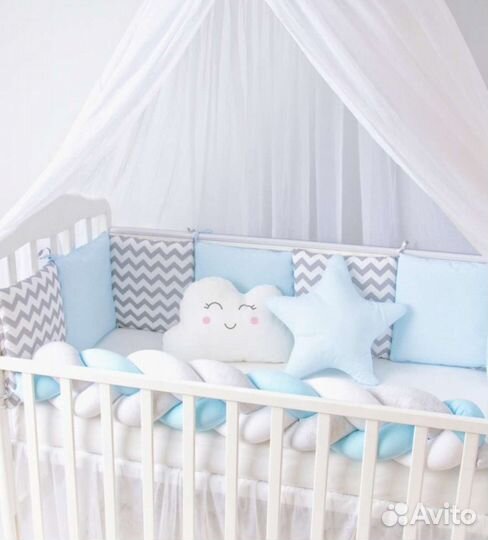 Бортики в детскую кроватку с косой