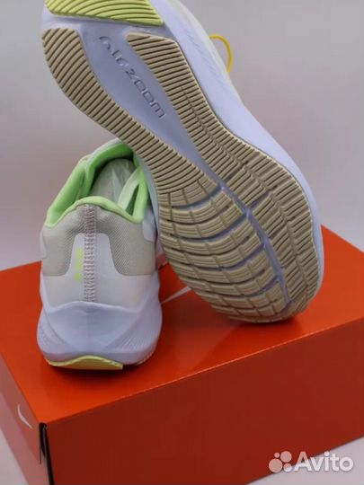 Кроссовки женские nike air zoom