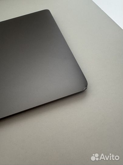 Apple macbook air 13 2020 m1