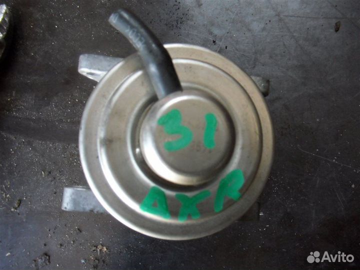 Клапан EGR Volkswagen Golf