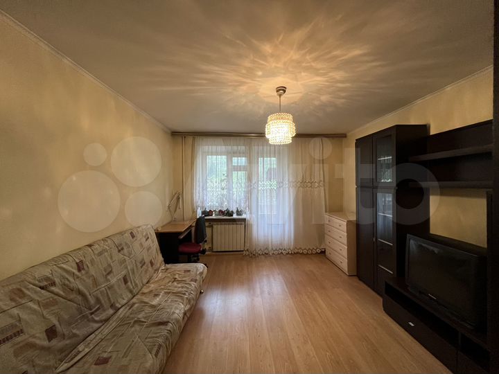 3-к. квартира, 64 м², 2/5 эт.