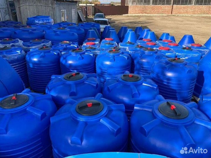 Емкость для воды. Для дома, дачи и сада на 3000 ли