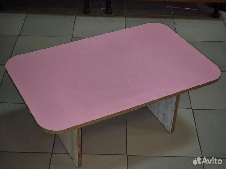 Детский столик