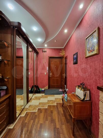 4-к. квартира, 88,2 м², 1/5 эт.