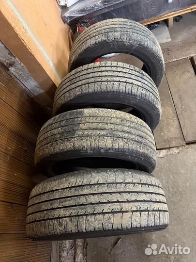 Yokohama BluEarth E70 215/55 R17