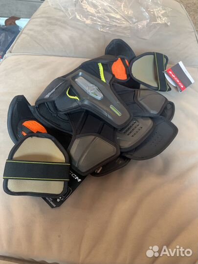 Нагрудник хоккейный ccm as-v jr s