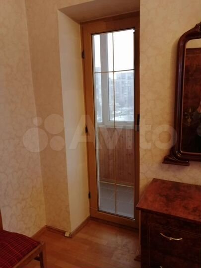 3-к. квартира, 82 м², 8/15 эт.