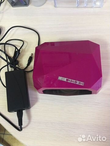 Лампа для ногтей