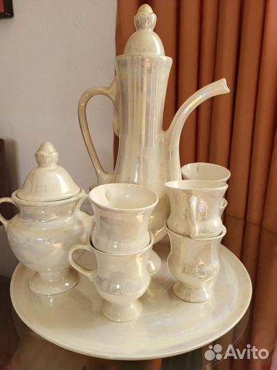 Кофейный фарфоровый сервиз