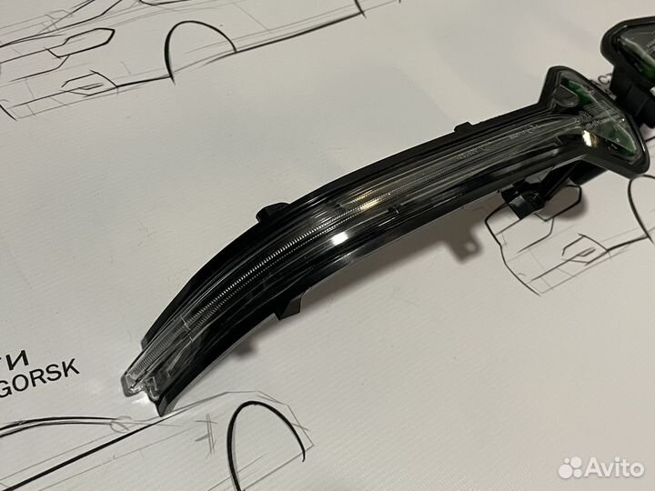 Комплект поворотников зеркал BMW G30 BMW G20