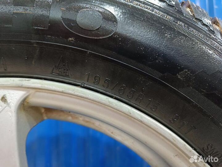 Колеса Citroen C5 R15 / 195 / 65 Kumho Izen KW22