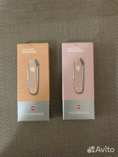Victorinox Classic Alox