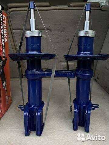 Стойки передние газовые ваз лада Priora 2170