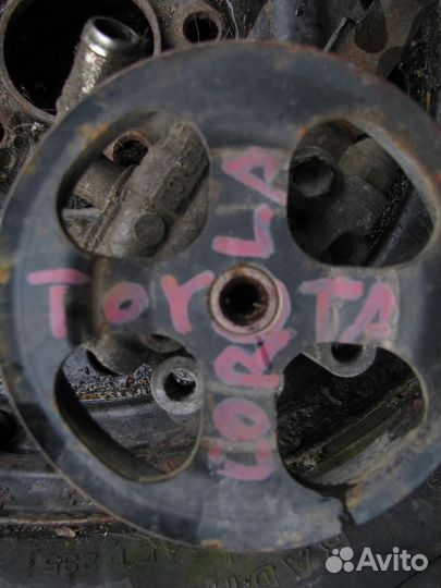 Toyota Corolla насос гидроусилителя