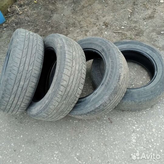 Bridgestone Dueler H/P Sport 215/65 R16 98H