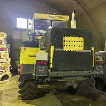 Кировец К-703