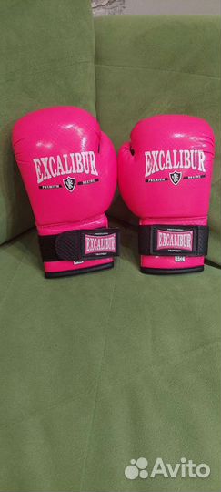 Боксерские перчатки женские 4-OZ