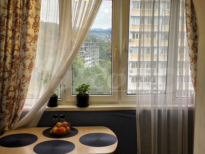 2-к. квартира, 62 м², 11/12 эт.