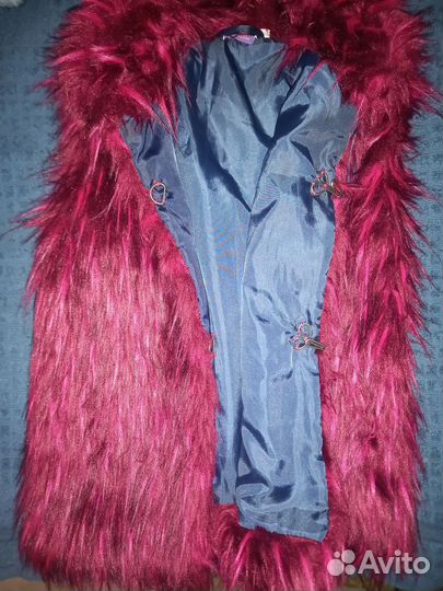 Безрукавка для девочки