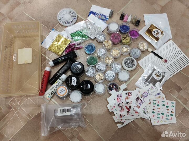 Для дизайна ногтей