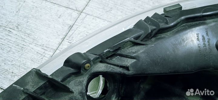 Поворотник левый Ниссан