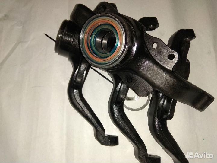 Поворотный кулак Нива Шевроле расточный под подшип