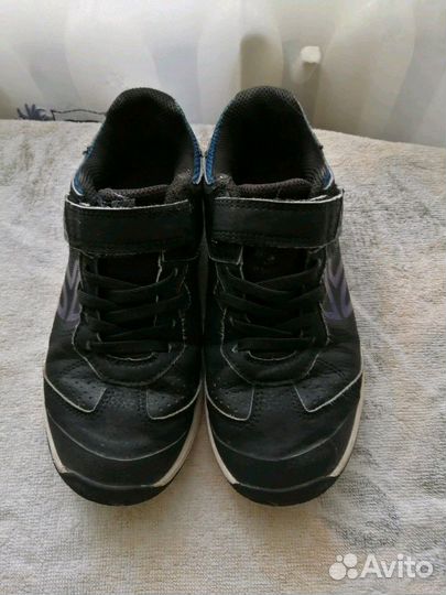 Продам кроссовки