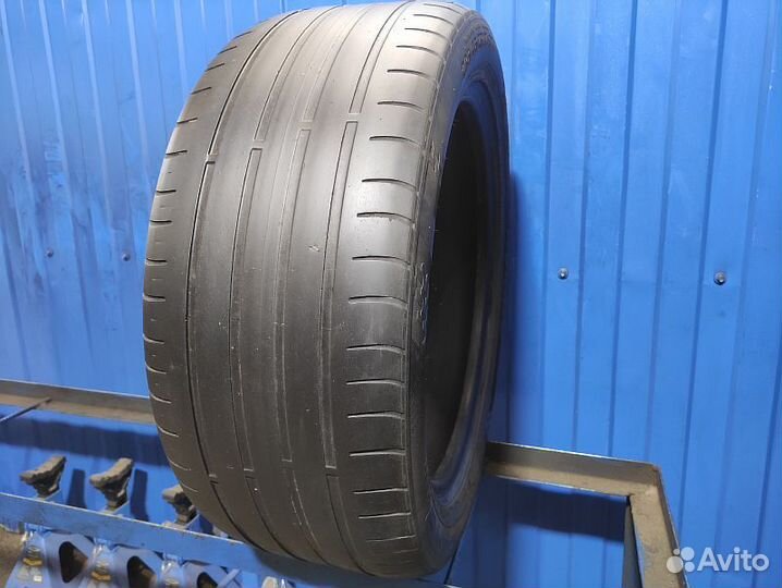 Kumho Ecsta HS51 235/45 R17